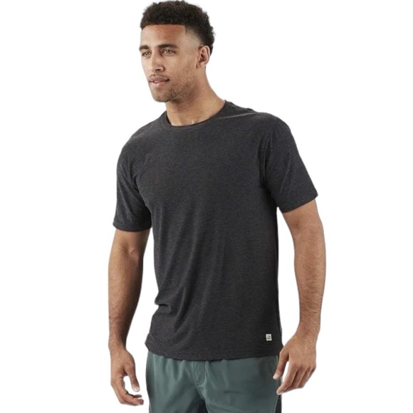 Vuori Other - Vuori Men’s Strato Tech Tee SMALL